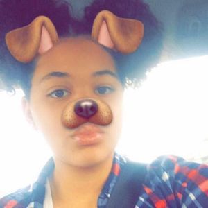 Meet your Posher, Camille